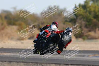 media/Dec-18-2022-SoCal Trackdays (Sun) [[8099a50955]]/Turn 7 Backside (1125am)/